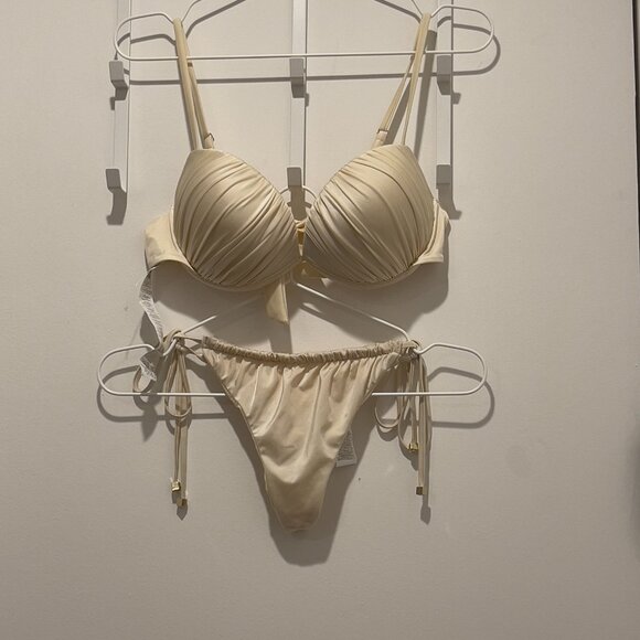 Thong Bottoms | Graduated Padded Push Up Top - Shiny Satin - Picture 5 of 6